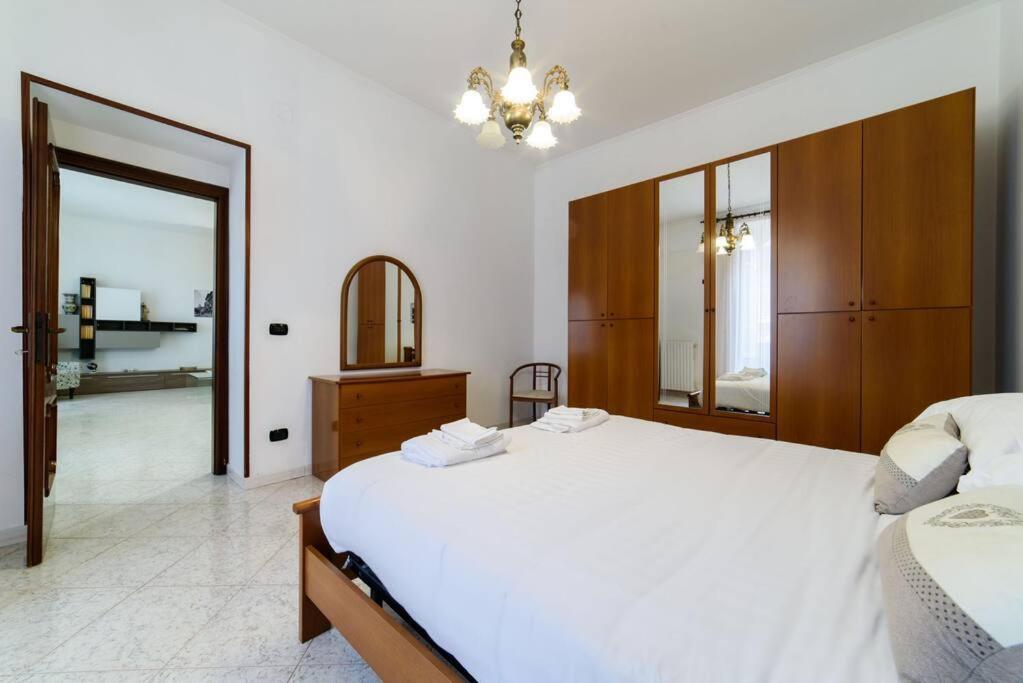 Casa Vacanze “In Centro” Salerno Zewnętrze zdjęcie