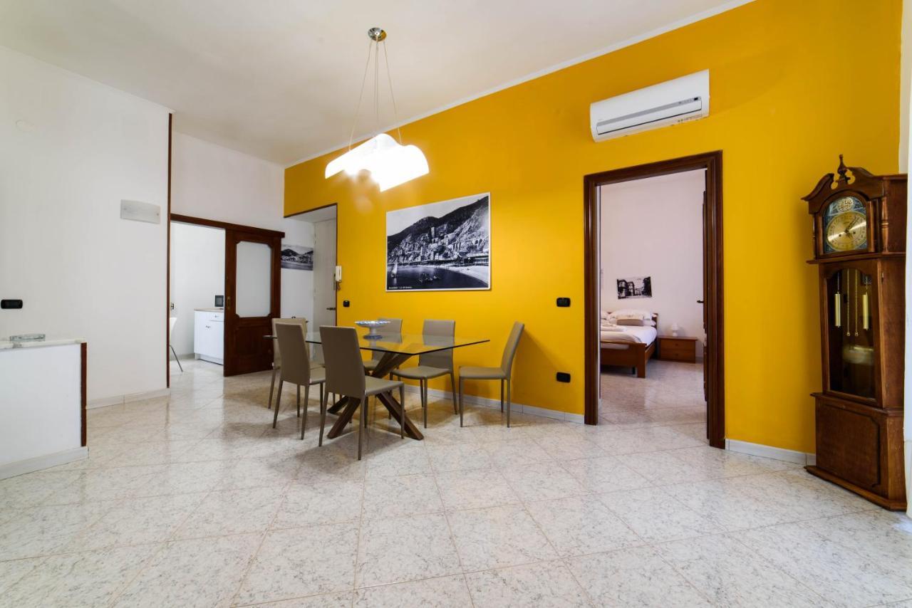 Casa Vacanze “In Centro” Salerno Zewnętrze zdjęcie